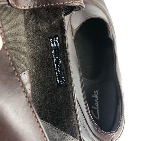 Clarks Leather Brown Slip on Size 9M New - Picture 7 of 8